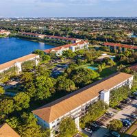 Ivanhoe West At Century V