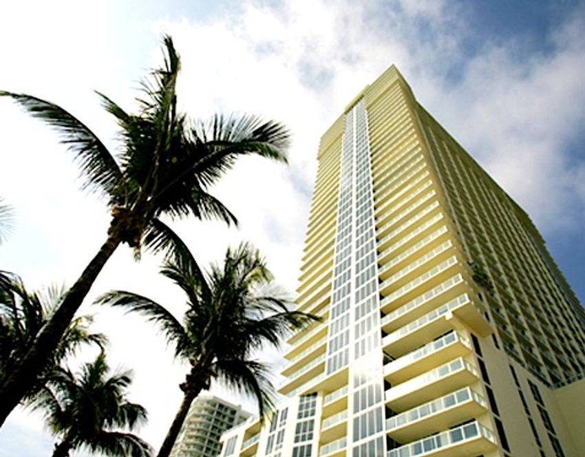 La Perla Condos for Sale and Rent in Sunny Isles Beach, Florida. Sunny  Isles Real Estate