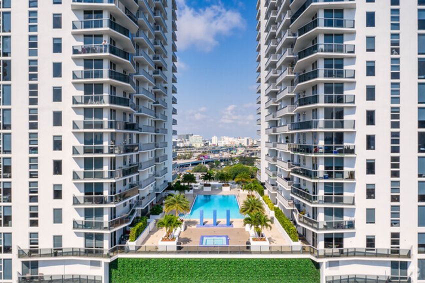 CAOBA APARTMENTS Miami, Florida — Square Edge Inc.