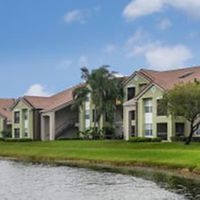 Royal St George Apt Homes