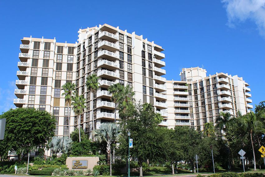 Key Biscayne, Condos And Homes For Sale & Rent