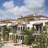 Townhomes At Downtown Doral